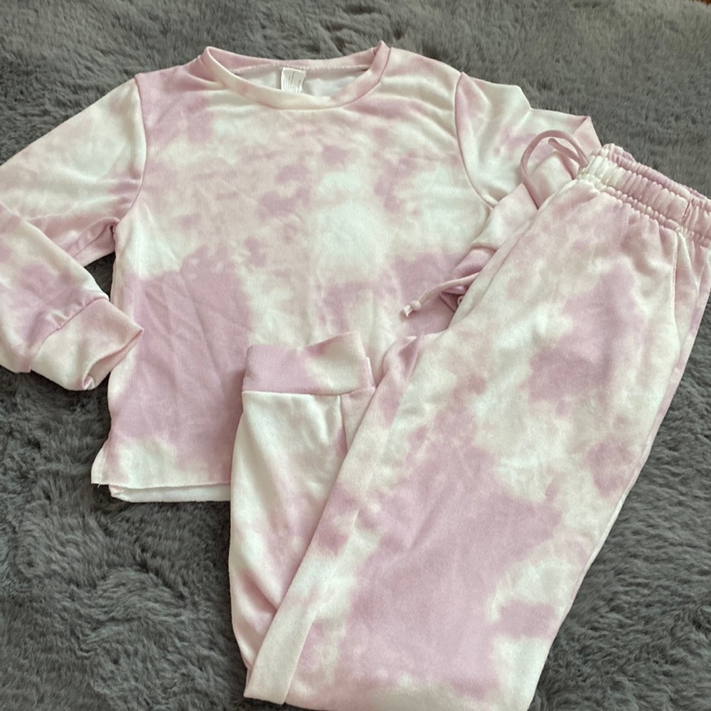 New Tie dye matching set